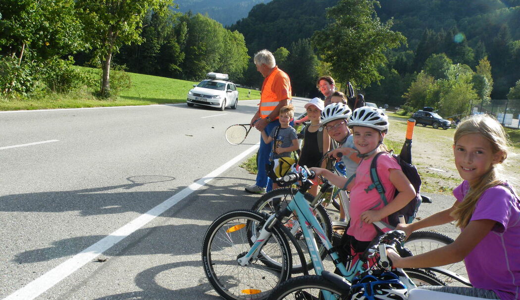 Ruhpolding: Beschwerden über Raser an Maierschwendter-Straße – ständige Gefahrenquelle Ruhpolding: Beschwerden über Raser an Maierschwendter-Straße – ständige Gefahrenquelle