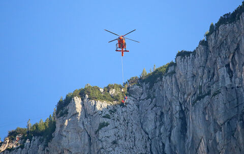 Schneizlreuth: Tödlicher Kletterunfall an Wartsteinwand – 24-Jähriger kommt bei 40-Meter-Absturz ums Leben