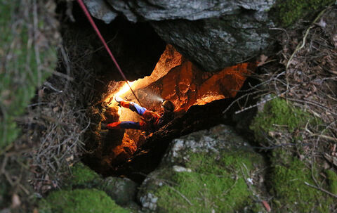 Bad Reichenhall: Bergwacht-Retter suchen Höhlen und Schächte nach vermisster Wanderin aus München ab