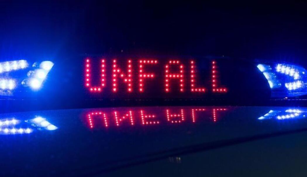 Blaulicht und der Hinweis «Unfall»