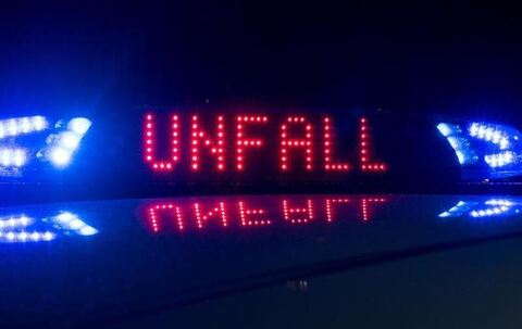Blaulicht und der Hinweis «Unfall»