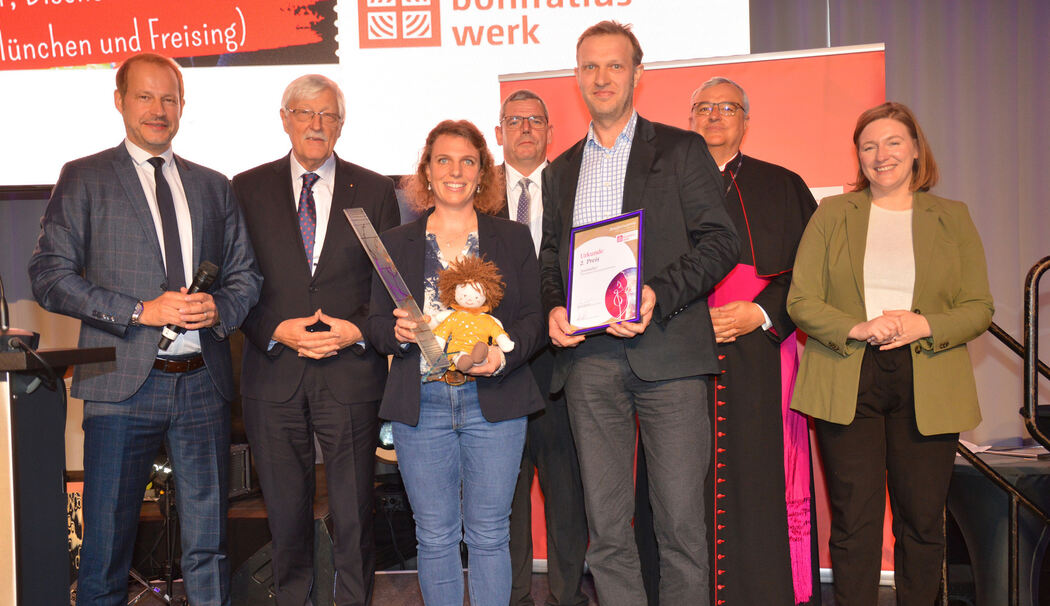 Bischofswiesen Bonifatiuspreis für »Trostkoffer« aus Bischofswiesen