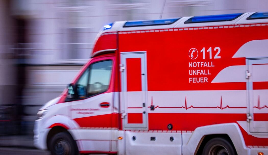 Rettungswagen mit Blaulicht