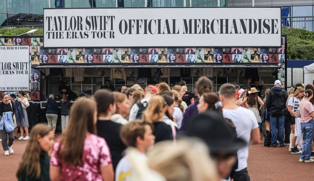 Merchandise Taylor Swift