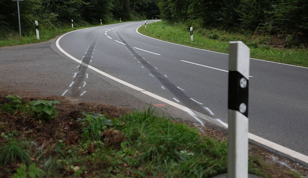 Vier Menschen sterben bei Unfall in Nordhessen