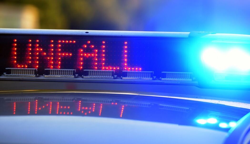 Symbolbild - Polizei sichert Unfallstelle