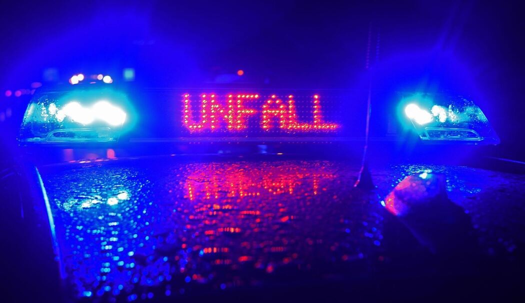Polizei Blaulicht bei Unfallaufnahme