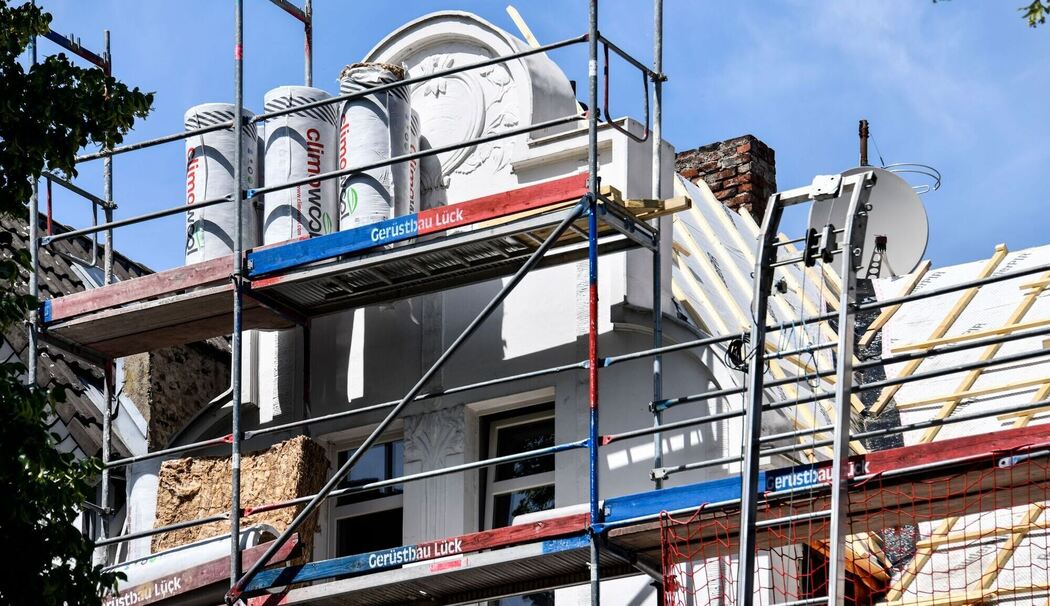Sanierung an einem Wohnhaus