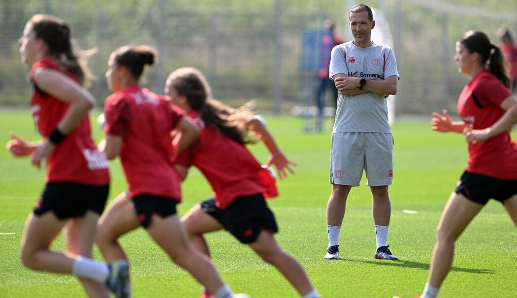 Training Bayer Leverkusen Frauen