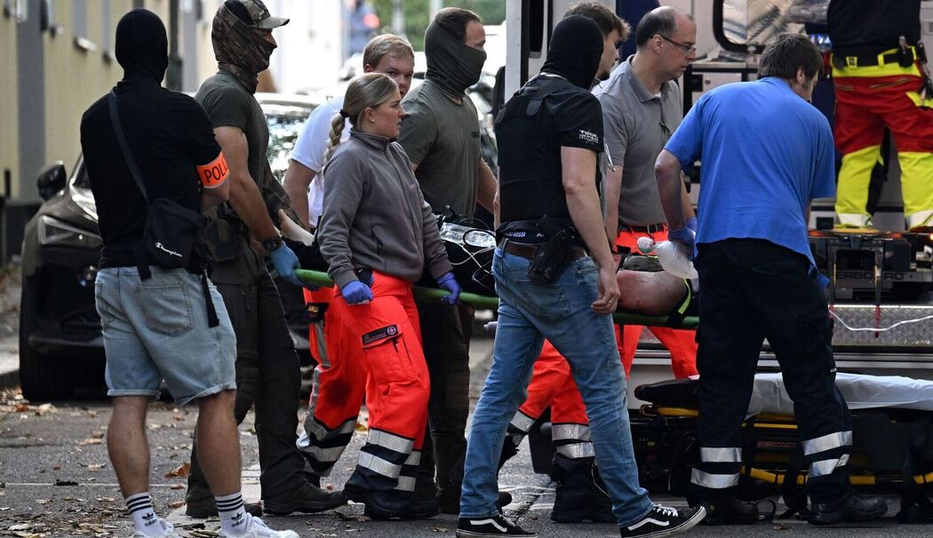 Großer Polizeieinsatz an Berufskolleg in Essen