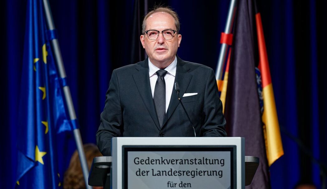 Gedenkfeier für getöteten Polizisten