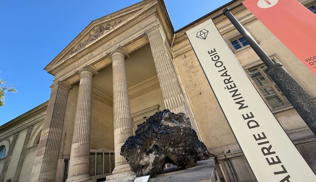 Seltene Goldnuggets im Naturkundemuseum in Paris gestohlen