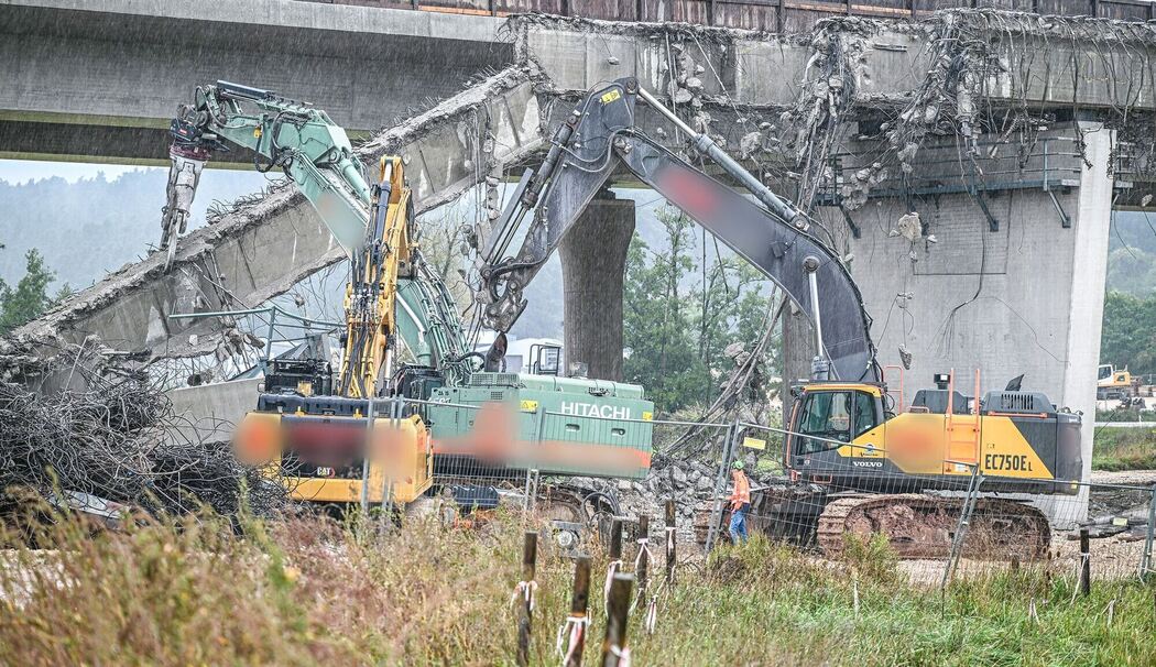 Brückenabriss endet tödlich für Bauarbeiter