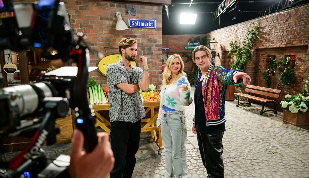 Sänger Vincent Gross zu Gast bei der ARD-Serie "Rote Rosen"