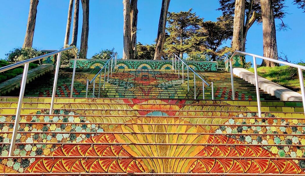 Bunte Treppen am Lincoln Park in San Francisco