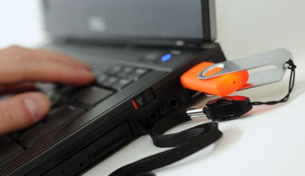 USB-Stick am PC