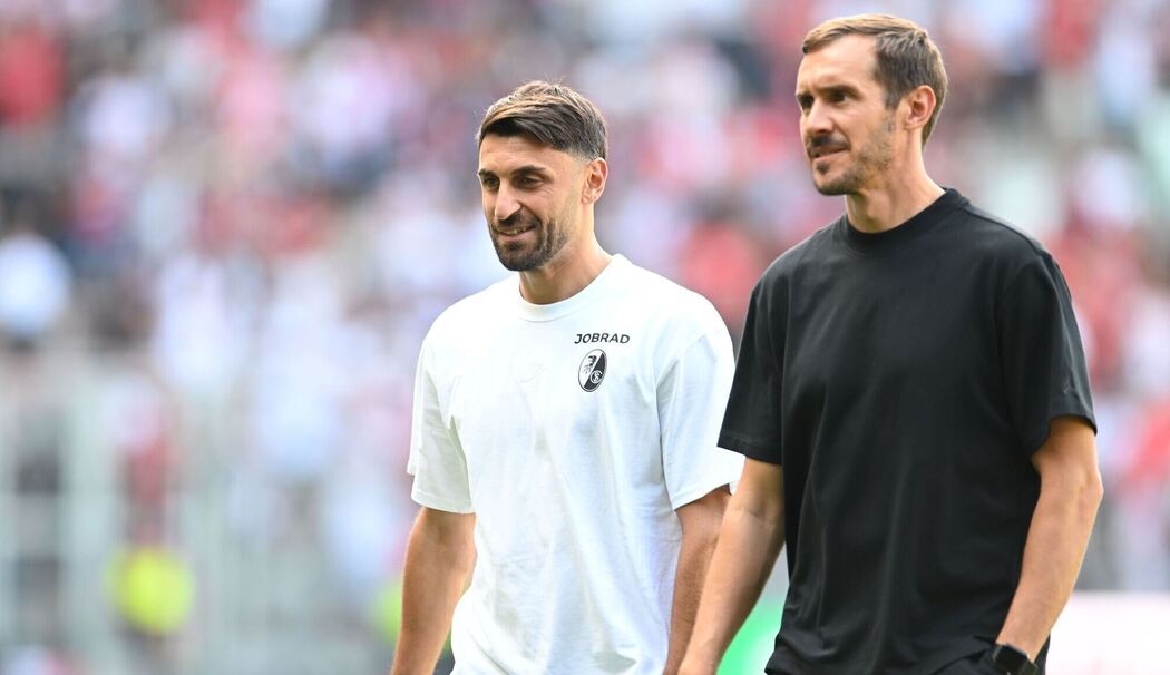 Vincenzo Grifo (l) und Julian Schuster