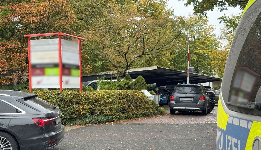Schülerin an Berufsschule in Paderborn niedergestochen