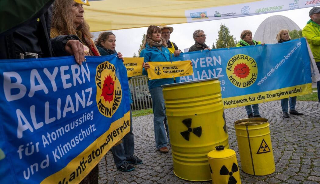 Protest gegen Transport von Atommüll in Bayern