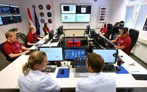 Analog-Astronauten auf simulierter Mars- und Mondmission