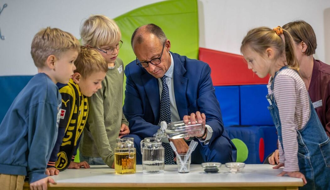 Bundeskanzler Merz zum Antrittsbesuch in Brandenburg