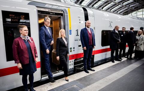 Premiere des neuen ICE L der Deutschen Bahn