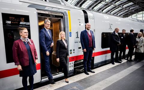 Premiere des neuen ICE L der Deutschen Bahn