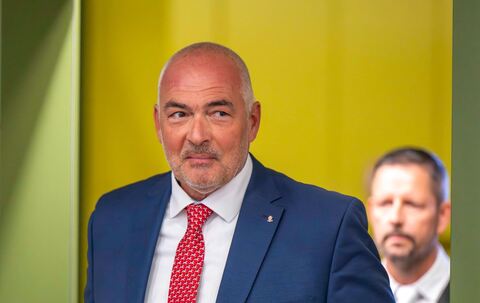 Prozessauftakt gegen Ex-Bundestagsabgeordneten Fischer