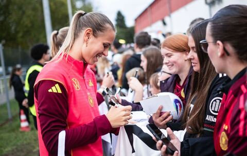 Training Fußball Nationalmannschaft Frauen