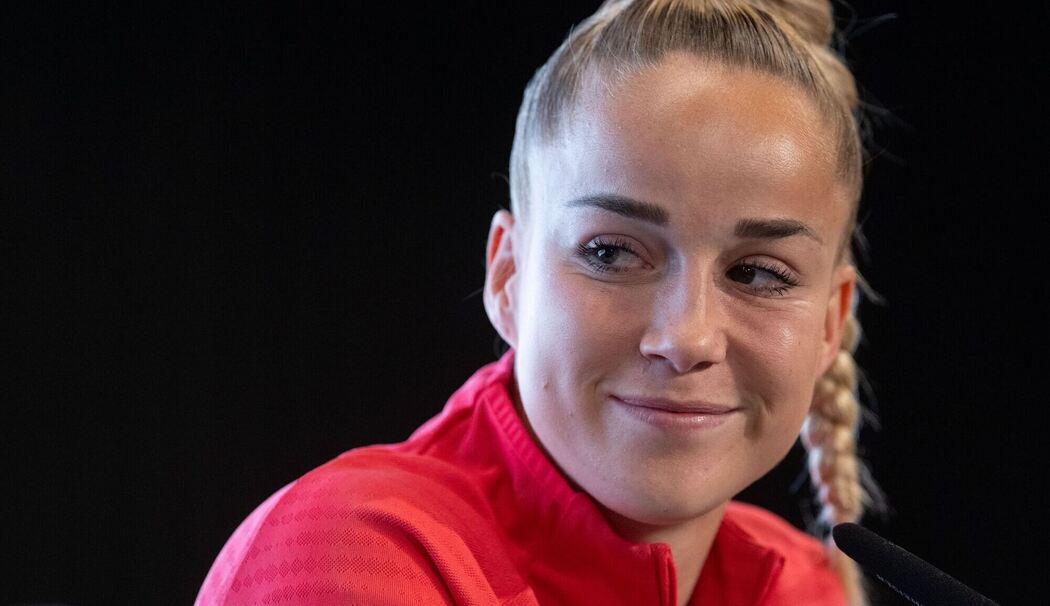 Pressekonferenz Fußball Nationalmannschaft Frauen