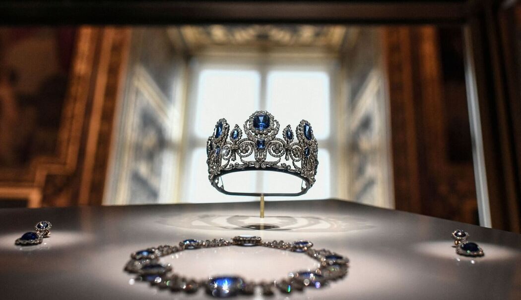 Juwelendiebstahl im Louvre Juwelendiebstahl im Louvre