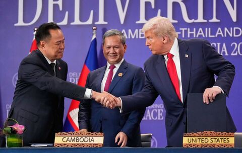 Unterzeichnungszeremonie mit Donald Trump