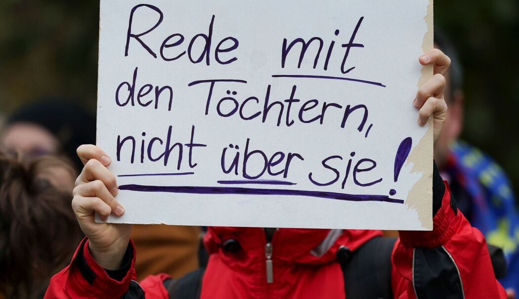 Antrittsbesuch des Bundeskanzlers in Sachsen - Demonstration