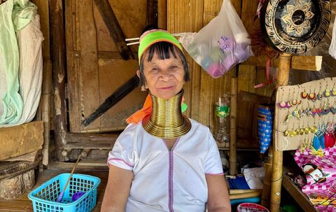 Langhalsfrauen - «Long Neck Karen» - im Norden Thailands