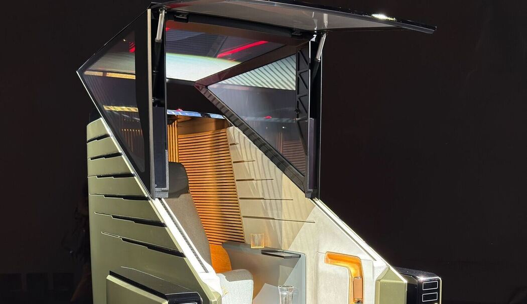 Japan Mobility Show - Lexus LS Micro Concept