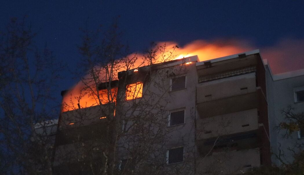 Hochhaus brennt in Mannheim Hochhaus brennt in Mannheim