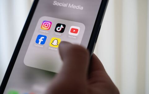 Studie: Soziale Medien behandeln Parteien unterschiedlich