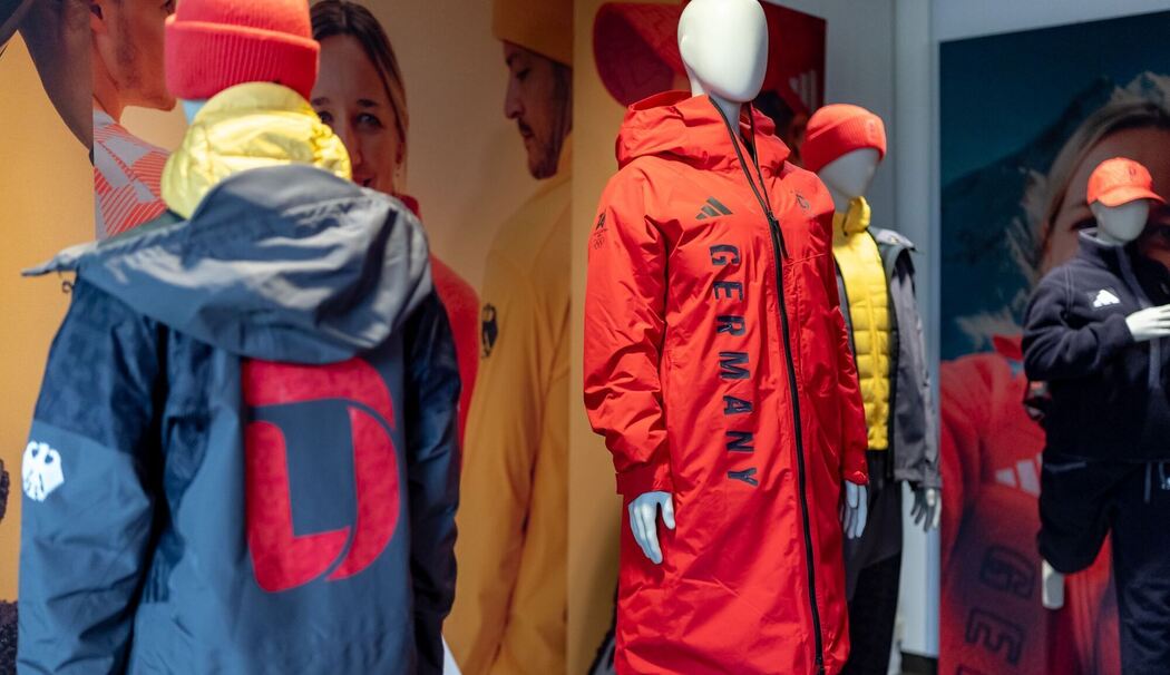 Olympische Winterspiele 2026 - offizielle Ausrüstung Olympische Winterspiele 2026 - offizielle Ausrüstung