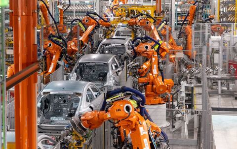 Roboter von ABB im Einsatz bei BMW