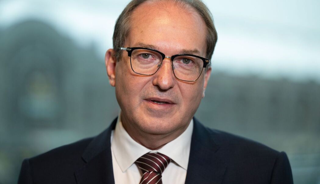 Dobrindt: Gefährdungslage in Deutschland abstrakt, aber hoch Dobrindt: Gefährdungslage in Deutschland abstrakt, aber hoch