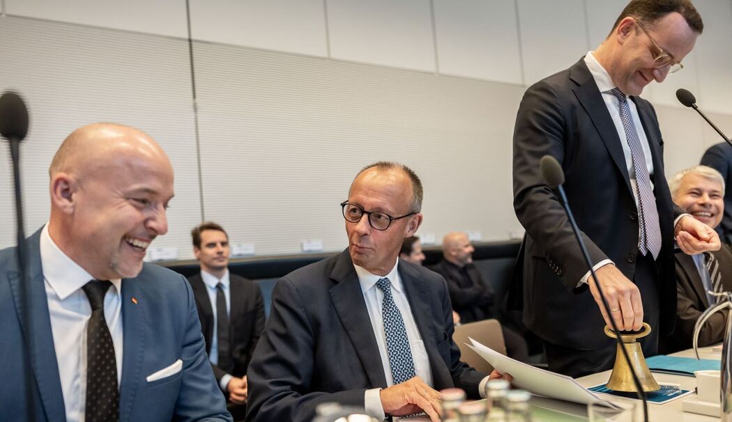 Sitzungen und Statements der Bundestagsfraktionen Sitzungen und Statements der Bundestagsfraktionen