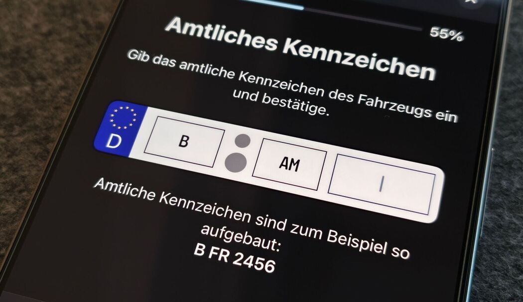Hinzufügen des Fahrzeugscheins in die i-Kfz-App Hinzufügen des Fahrzeugscheins in die i-Kfz-App