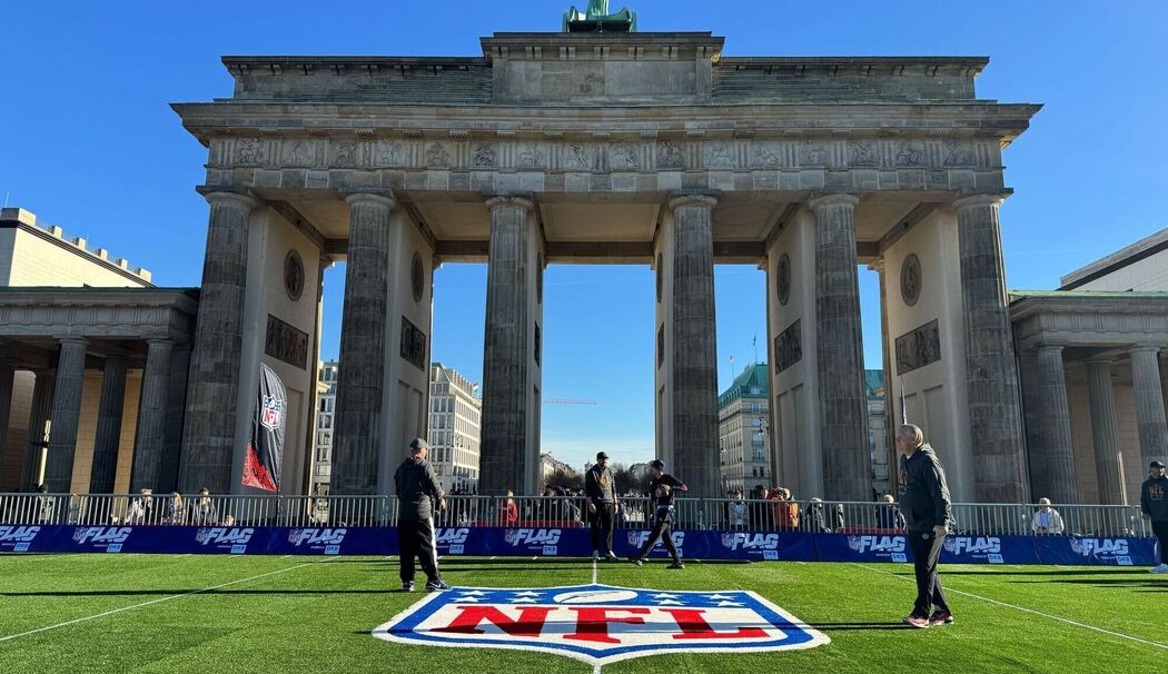 American Football: NFL-Fanzone am Brandenburger Tor American Football: NFL-Fanzone am Brandenburger Tor