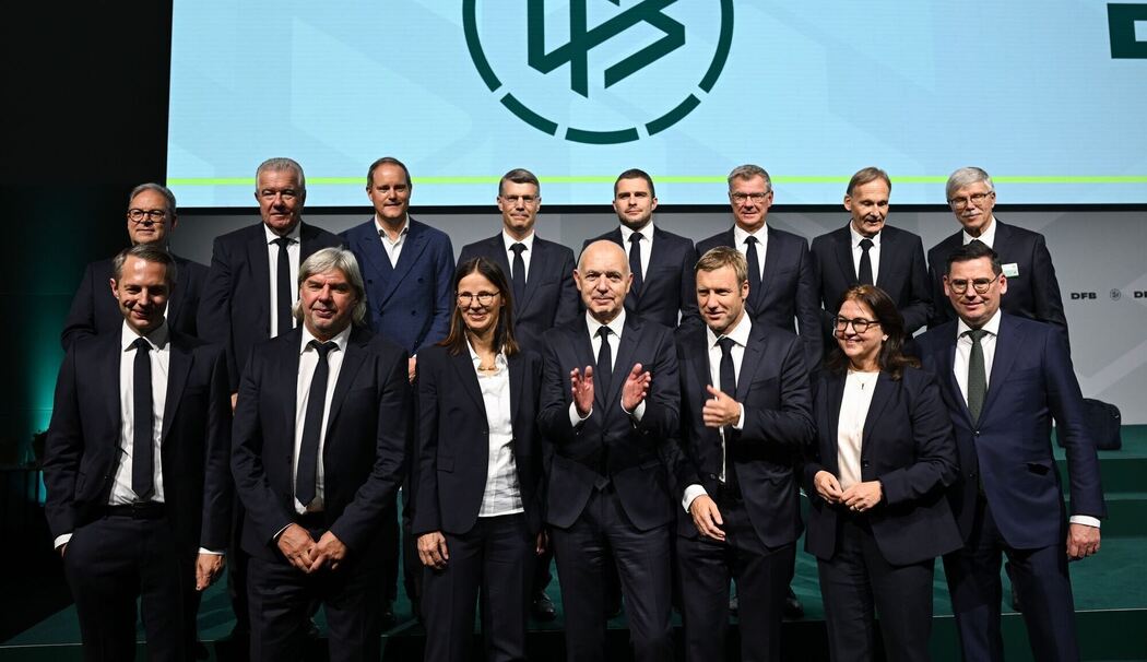 45. DFB-Bundestag in Frankfurt am Main 45. DFB-Bundestag in Frankfurt am Main