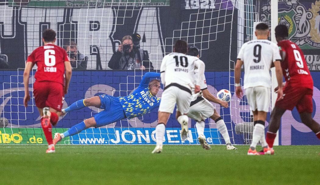 Borussia Mönchengladbach - 1. FC Köln Borussia Mönchengladbach - 1. FC Köln