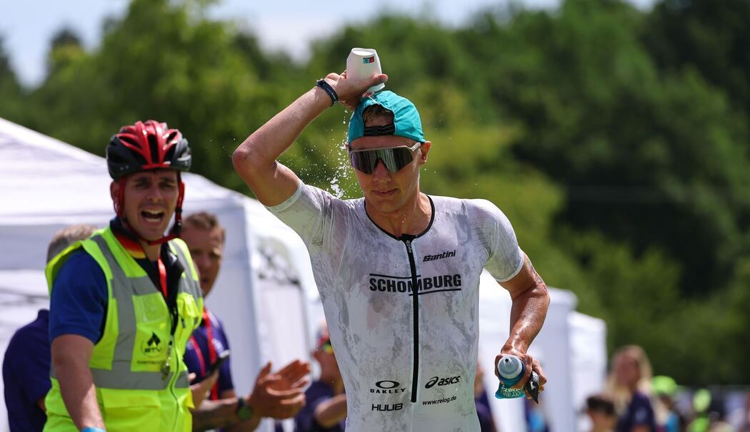 Triathlet Jonas Schomburg