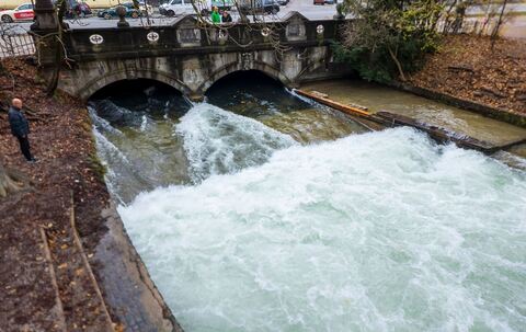Weitere Entwicklung an der Eisbachwelle