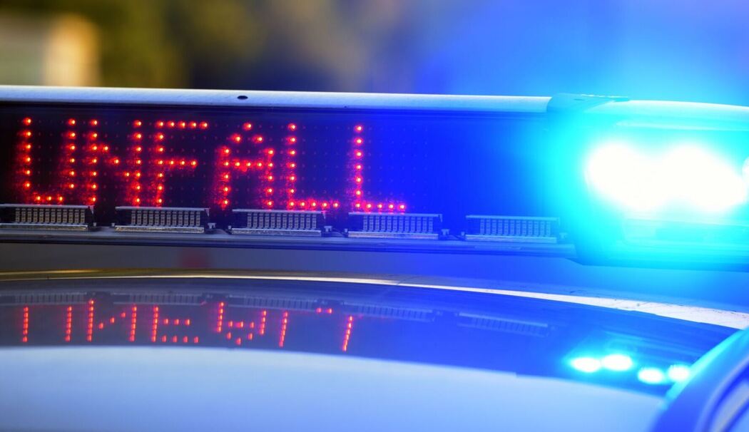 Polizei sichert Unfallstelle Polizei sichert Unfallstelle