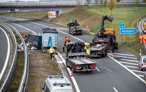 Unfall auf Autobahn 73