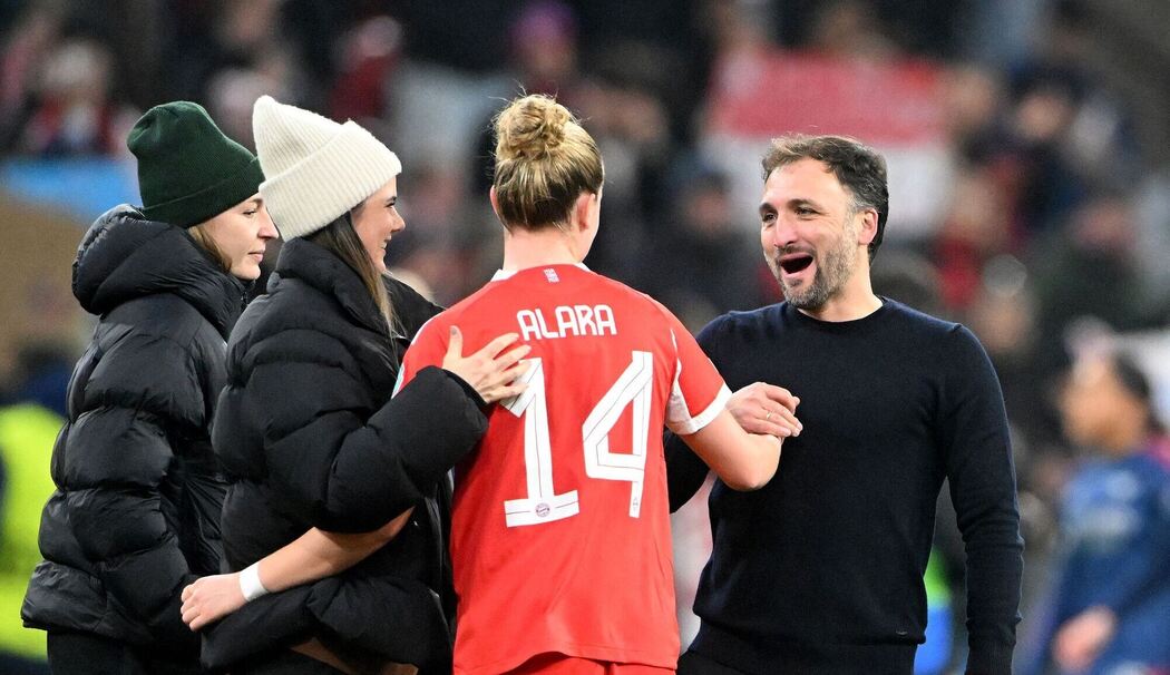 Bayern München - WFC Arsenal Bayern München - WFC Arsenal